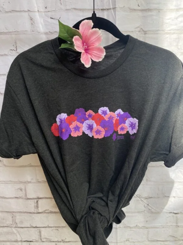 Petunia TRI-BLEND Vintage Black Short Sleeve Tshirt. SOOOO SOFT! **4xl & 5xl are solid black, see info in description.