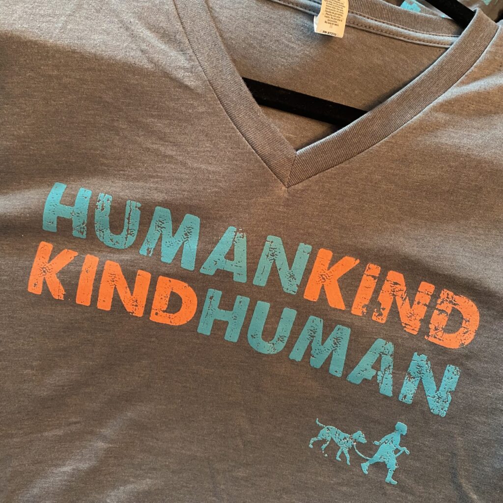 Poort rand schuintrekken HumanKind KindHuman VNECK Short Sleeve T-shirt **4XL in color Heathered  Navy – Jonny and Xena Shop